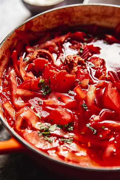 borscht-recipe-iconic-soup-made-easy-vikalinka image