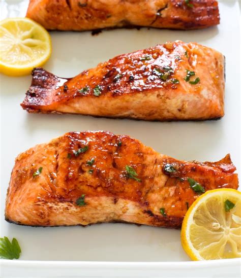 easy-honey-garlic-salmon-5-ingredients-chef-savvy image