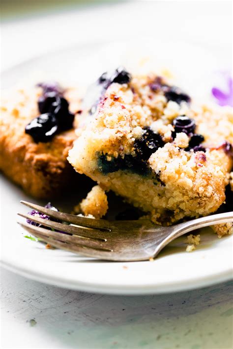 blueberry-buckle-coffee-cake-recipe-paleo-gluten image