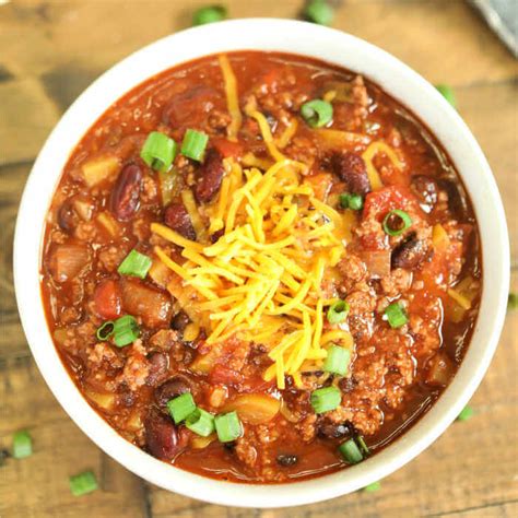 crock-pot-vegetable-and-beef-chili-recipe-eating-on-a image