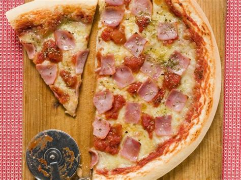 ham-pizza-recipe-eat-smarter-usa image