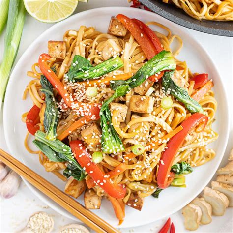 vegan-stir-fry-noodles-with-crispy-tofu-gathering-dreams image