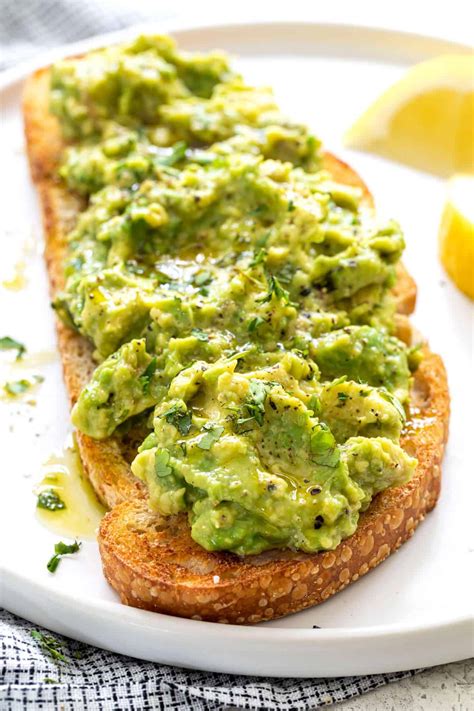 avocado-toast-6-easy-recipes-jessica-gavin image