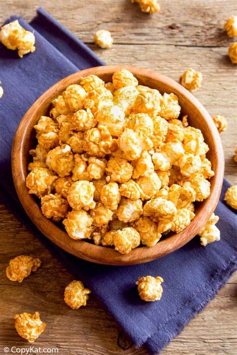 crunch-and-munch-caramel-popcorn-copykat image