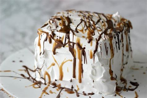 easy-ice-cream-cake-recipe-ice-cream-sandwich image
