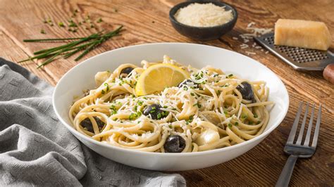 creamy-mushroom-artichoke-pasta-recipe-pacific-foods image