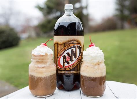 perfect-root-beer-float-recipe-for-game-night-pretty image