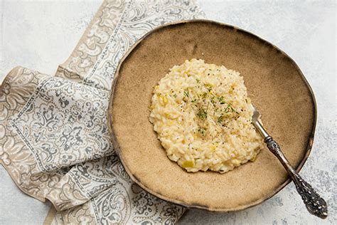 pressure-cooked-risotto-with-leeks-prosecco image