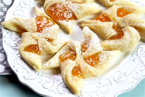 festive-apricot-pinwheel-cookies-recipe-lifedonewell image