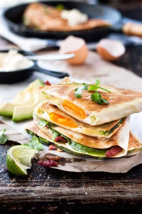 egg-bacon-and-avocado-quesadilla-recipetin-eats image
