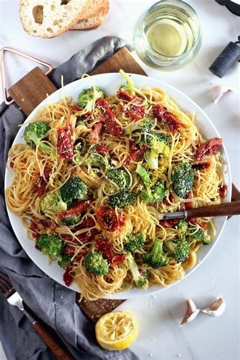 sun-dried-tomato-pasta-pasta-based-vegan image
