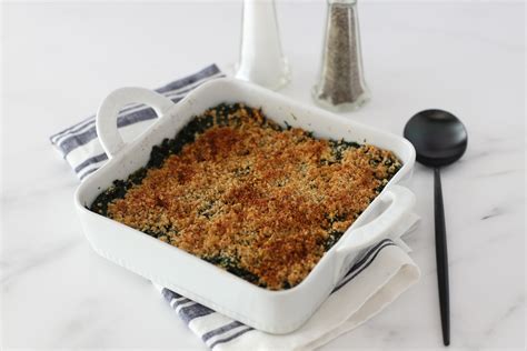 easy-spinach-casserole-with-cream-cheese-classic image