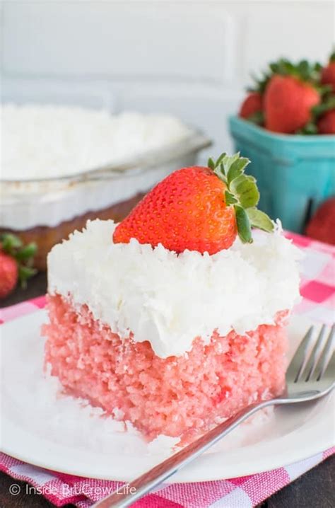 strawberry-poke-cake-inside-brucrew-life image