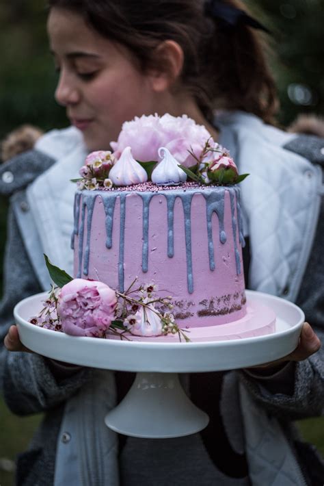 raspberry-vanilla-layer-cake-chew-town-food-blog image