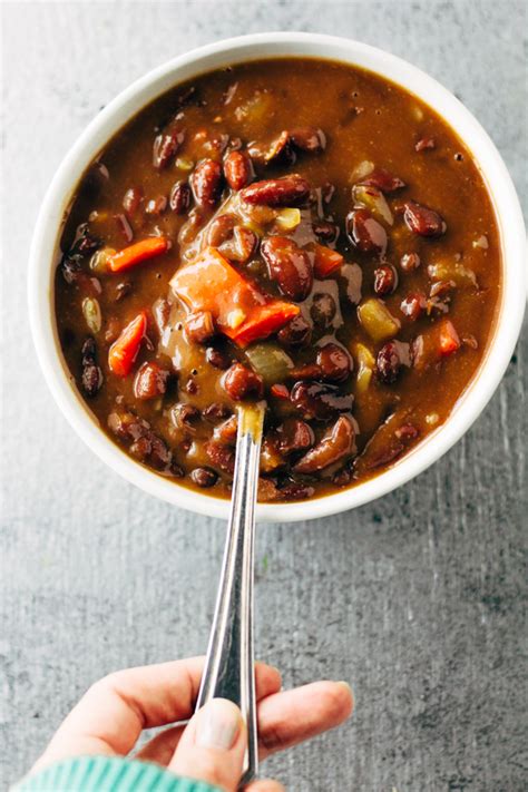 vegan-red-kidney-bean-soup-recipe-sprouting-zen image