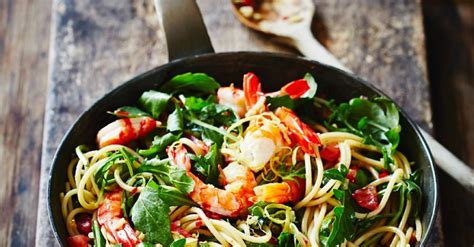 shrimp-arugula-pasta-recipe-eat-smarter-usa image