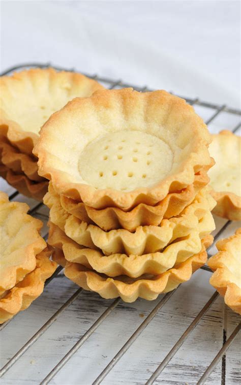 mini-tart-shells-hanielas-recipes-cookie-cake image