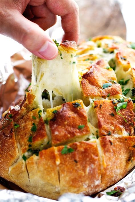 cheesy-garlic-pull-apart-bread-recipe-little image