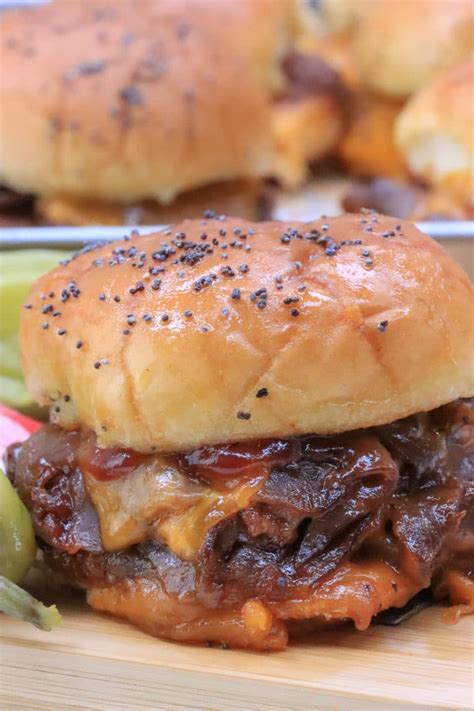 roast-beef-cheddar-sliders-easy-party-sandwiches image