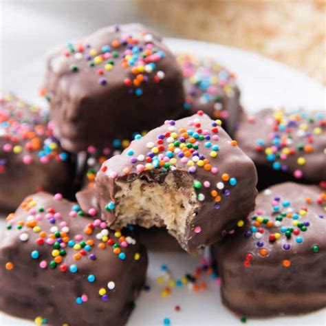 chocolate-covered-rice-krispie-treats-recipe-eating image