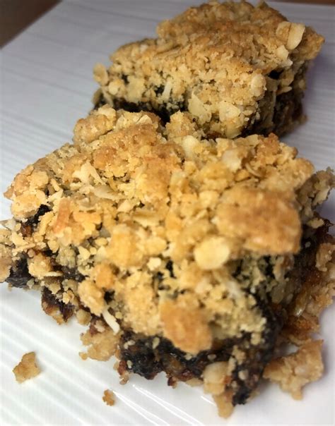 date-and-prune-squares-recipe-beauty-and-the-bay image