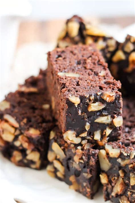 slow-cooker-mexican-chocolate-and-zucchini-cake image