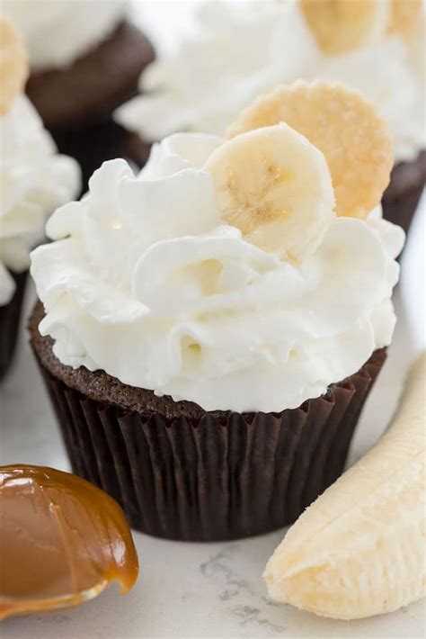 banoffee-cupcakes-crazy-for-crust image