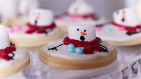 melted-snowman-sugar-cookies-ctv image