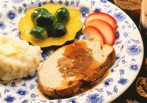 apple-stuffed-turkey-breast-roast-canadian-turkey image
