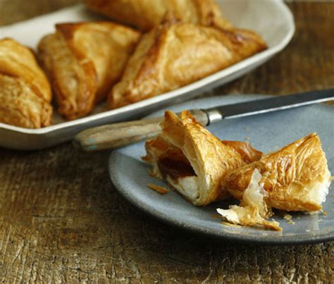 guava-and-cream-cheese-turnovers-pasteles-james image