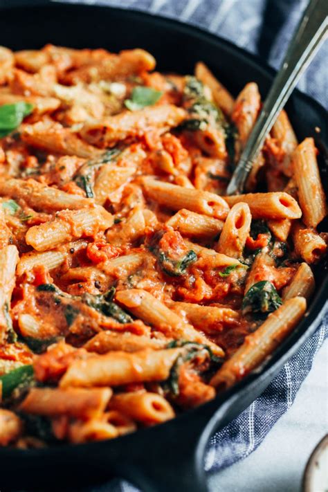 creamy-tomato-spinach-pasta-making-thyme-for-health image