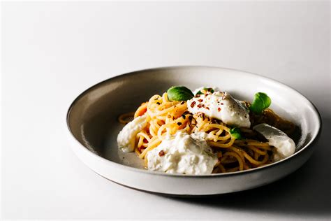 one-pot-pasta-tomato-basil-and-burrata-spaghetti-i image