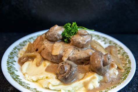 creamy-mushroom-round-steak-fast-and-slow-cooking image