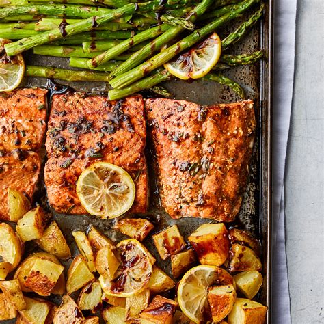 rosemary-roasted-salmon-with-asparagus-potatoes image