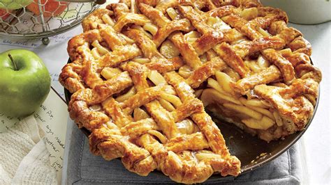 old-fashioned-apple-pie-southern-living image