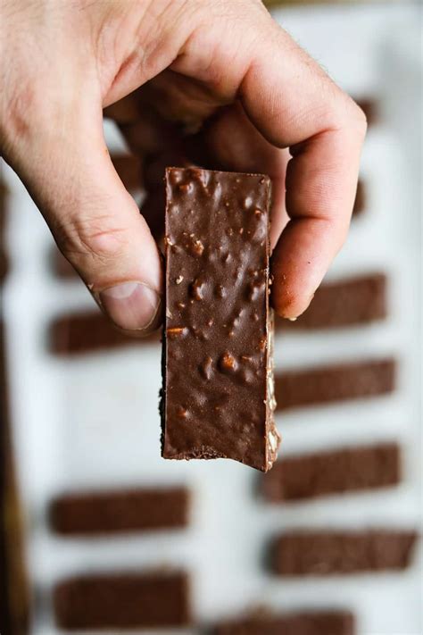 keto-candy-bars-the-best-low-carb-chocolate-candy-bar image
