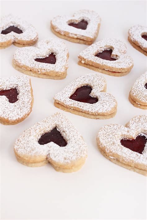 raspberry-linzer-heart-cookies-freutcake image
