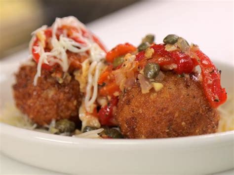 parmesan-crusted-crab-cakes-with-roasted-red-pepper image