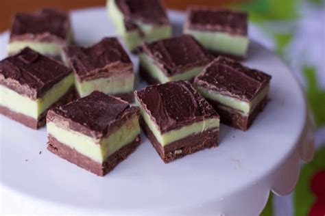how-to-make-layered-fudge-chocolate-mint-fudge image