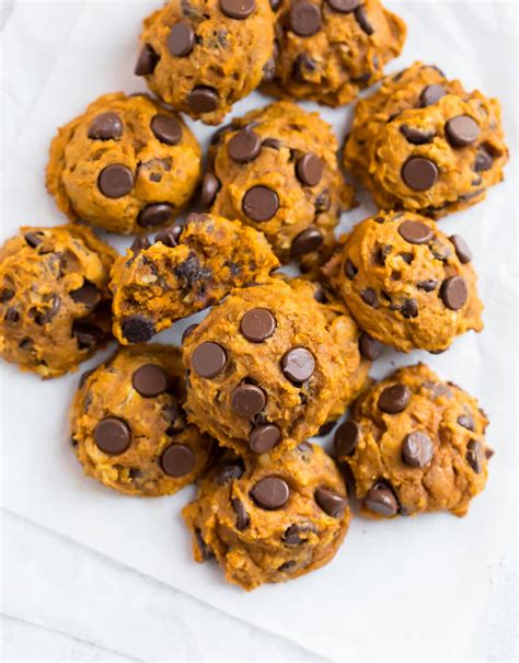 healthy-pumpkin-cookies-with-oatmeal-and-chocolate image