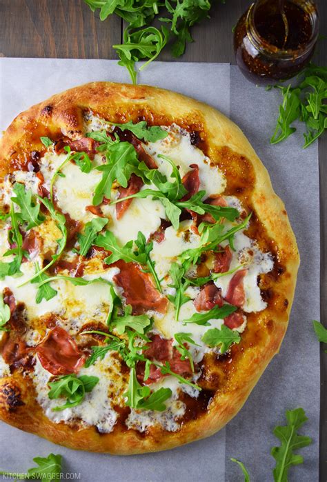 fig-pizza-with-prosciutto-balsamic-arugula-kitchen image