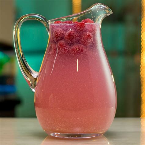 champagne-pink-lemonade-tipsy-bartender image