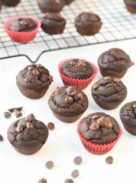 chocolate-spinach-muffins-no-eggs-no-refined-sugar image