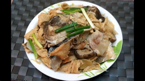 hong-kong-recipe-braised-fish-head-with-bean-curd image