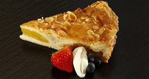 apple-pie-with-raisin-relish-recipe-ndtv-food image