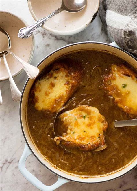 french-onion-soup-recipetin-eats image