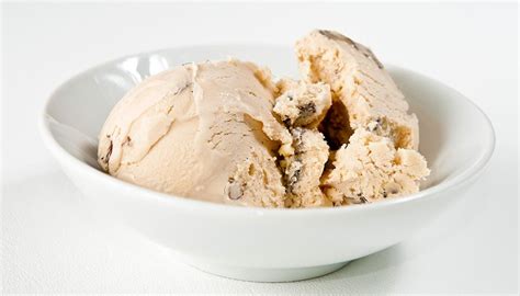 black-walnut-ice-cream-recipe-how-to-make-black image
