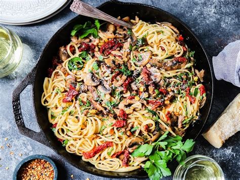 buttery-pantry-pasta-with-mushrooms-sun-dried image