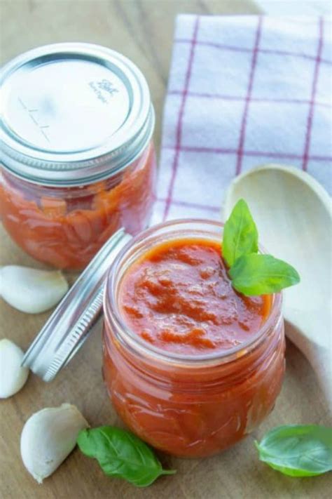 homemade-marinara-sauce-10-minute-recipe-must image