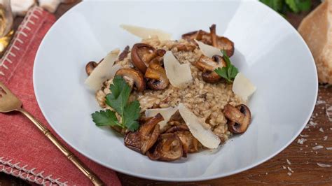 easy-mushroom-risotto-with-parsley-and-parmesan-ctv image